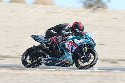 media/Oct-05-2025-CVMA (Sun) [[beeef4f201]]/Race 11-500-400(4)-350 Supersport/